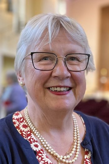 Sally Scott-Ralphs
