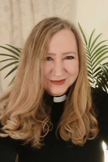Revd Ruth Robinson 